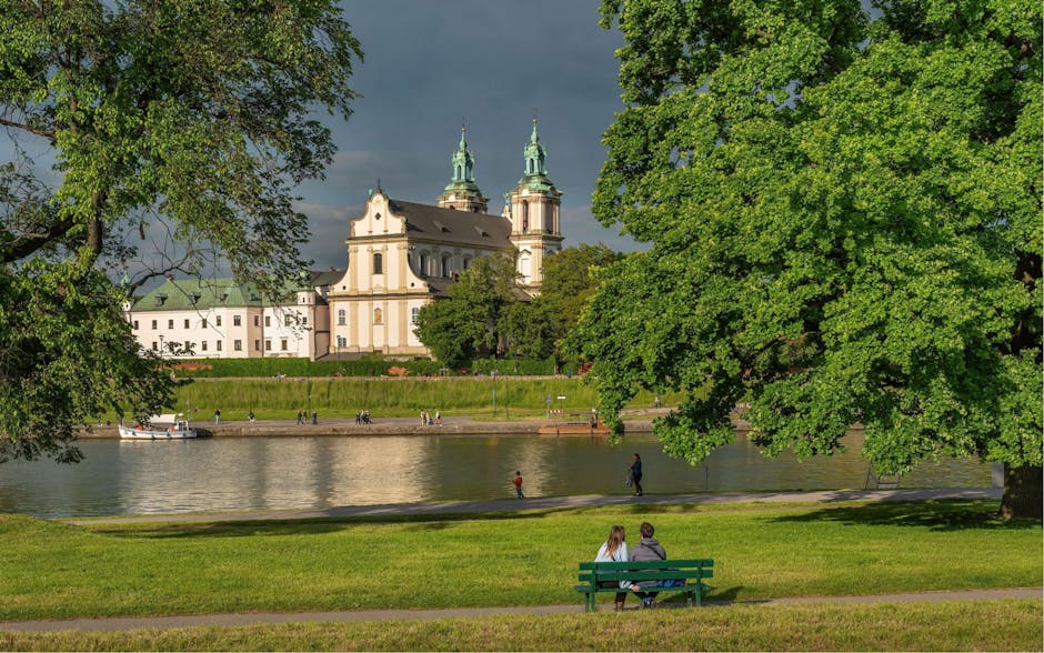 couple enjoying summer city life poland
