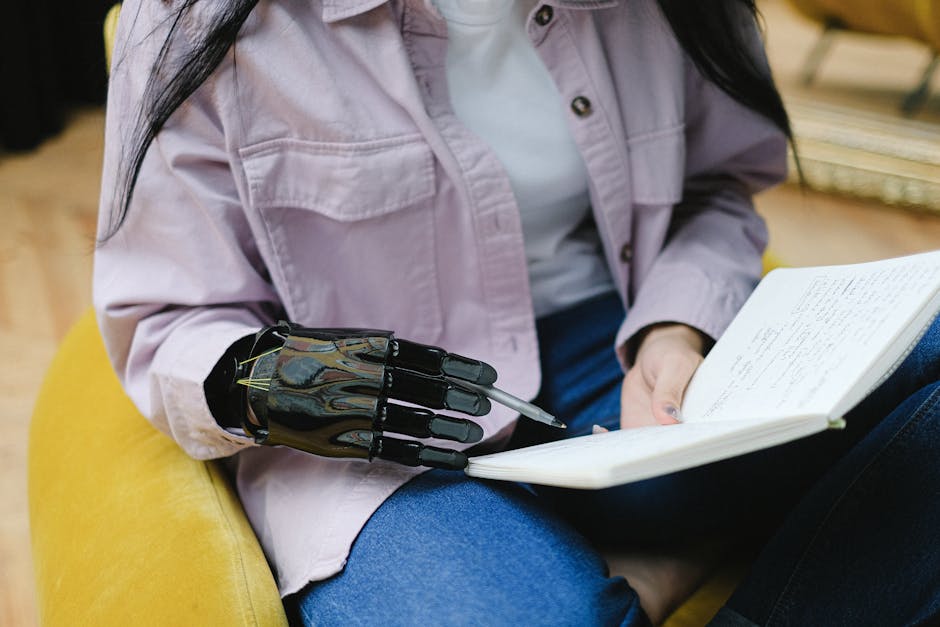 robot hand writing with human hand